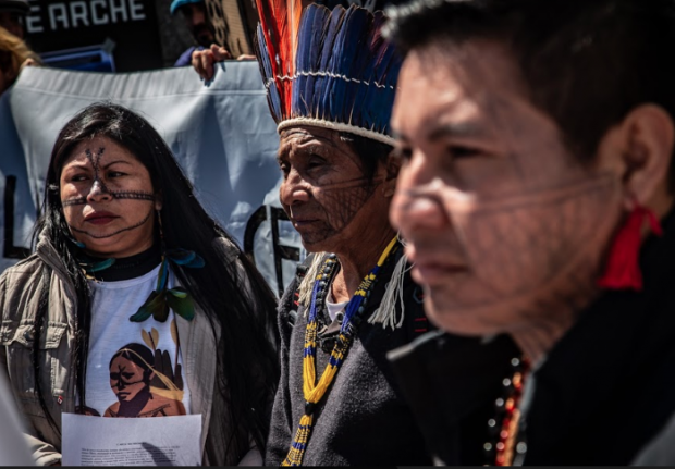 Munduruku leaders in Paris protesting at the 2019 World Hydropower Congress.