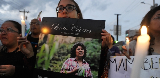 Hondurans mourning the death of Berta Cáceres.