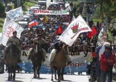 In November another wave of demonstrations on a national and regional level confirmed fierce oppostion to HidroAysén