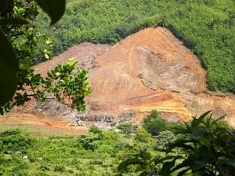 Razed mountainside for the Barro Blanco, June 2010