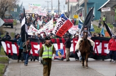 Marcha Nacional con más de 2000 personas en todo Chile