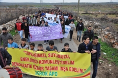 Children join protest against Ilisu dam in Dargecit, Turkey