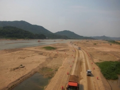 4-Rivers construction underway on the Nakdong River