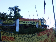 Despite police intimidation, residents to be affected by the Baram Dam  continue to protect their land.