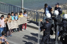 Bridge Blockaded in Protest of Ilisu Dam