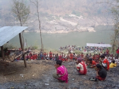 2011 Burma - Prayer along Salween River