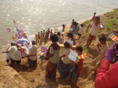 Cambodia - Kandal Communities Pray for Rivers on March 7 and 8