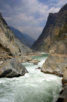 China’s Revered Tiger Leaping Gorge Is Threatened With Inundation