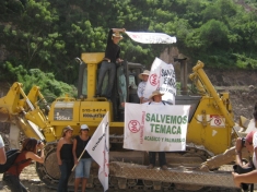 Protest at El Zapotillo Dam Site