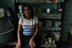 Born and raised in Mangabal, a traditional community to be potentially impacted by the Jatobá dam, Odila Braga has also raised her children here. The idea of having to relocate to Itaituba is a constant source of anxiety.