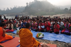 On the banks of the Salween River at the Thai-Burma border, 600 villagers gathered to bless the river’s fertility, and announce their opposition to large dams